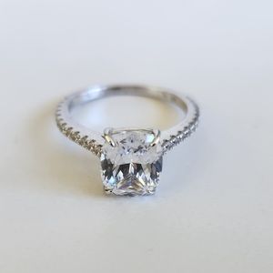 NEW ChicSilver 925 Sterling Silver Cubic Zirconia Solitaire Engagement Ring 8.25